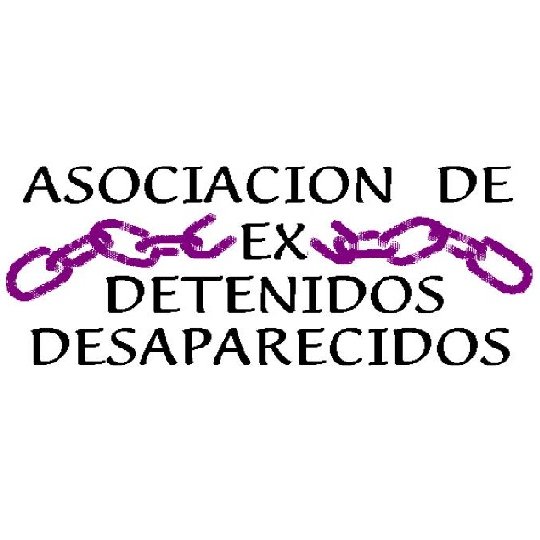 ¡No olvidamos,no perdonamos,no nos reconciliamos!¡30.000 detenidos desaparecidos PRESENTES!¡Ahora y siempre! https://t.co/UJLmV29bie 
FB: AEDD