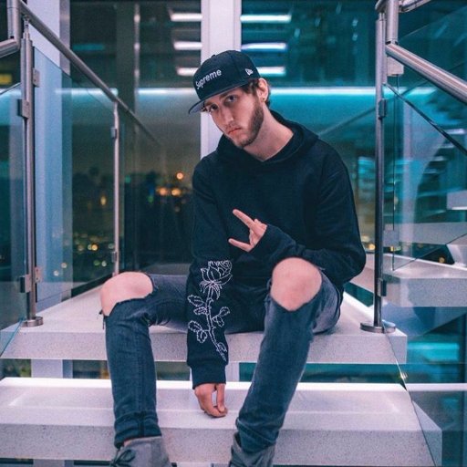 fazebanks1990's profile picture. I'm The FAKE Faze Banks