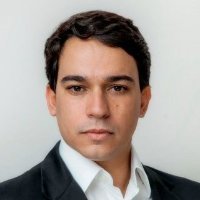 Periodista. Escribo en El Gráfico y en Ambito. Fútbol y Tenis. Papa de Cami y Pedro.