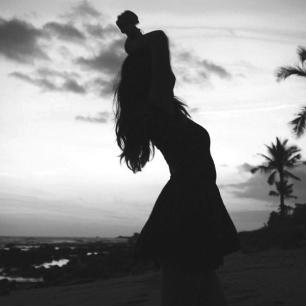 3bore's profile picture. إنهم يشيعون ميتة هم أكثر موت منها.