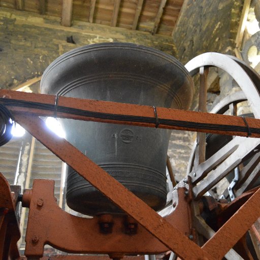 east_ringing's profile picture. 