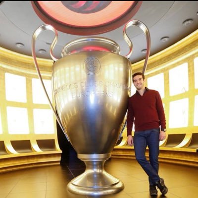 ACMilan_KaKa22's profile picture. #ItaloVenezolano 🇮🇹🇻🇪 / ACMILAN Nel Bene e Nel Male! @KAKA #FORZAMILAN #GOREDSDEVILS #FORZAITALIA #VINOTINTO