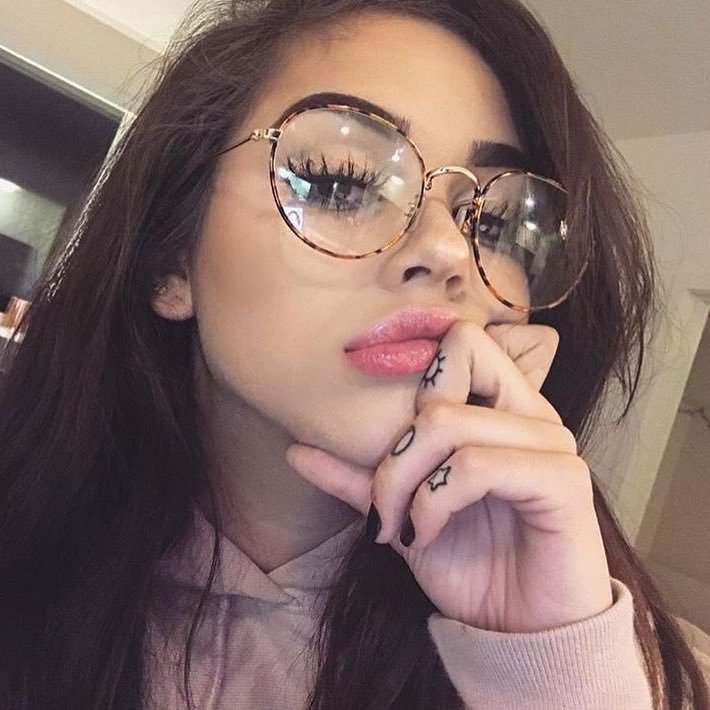 KeshaMilese's profile picture. Just Keep Shopping 😋