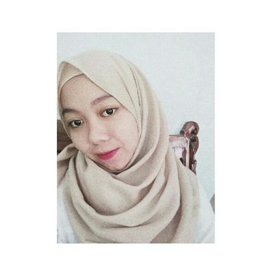 stfatimah23's profile picture. 