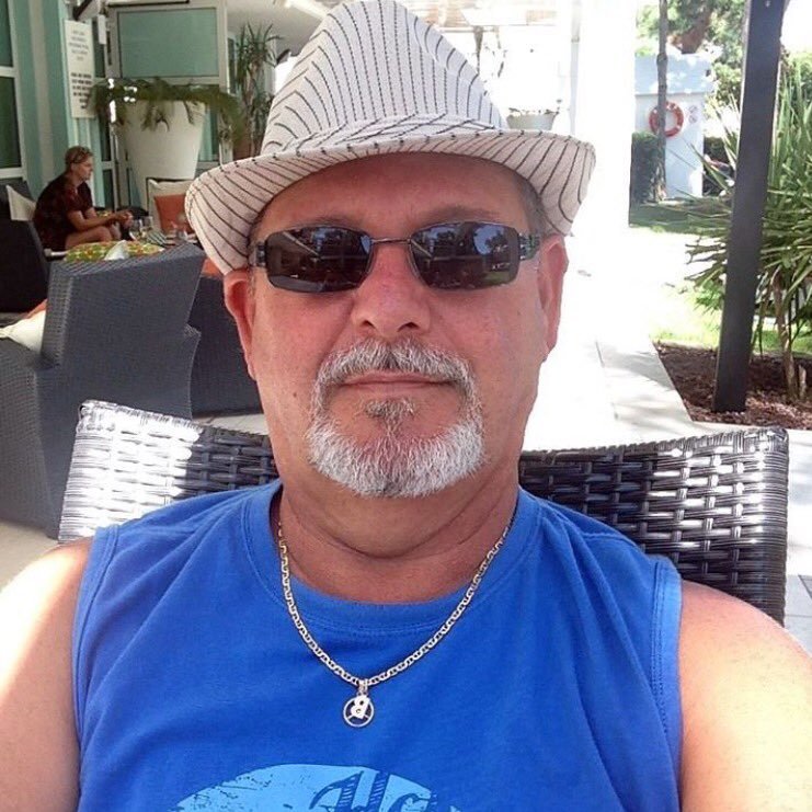 BradleyDavidos1's profile picture. 