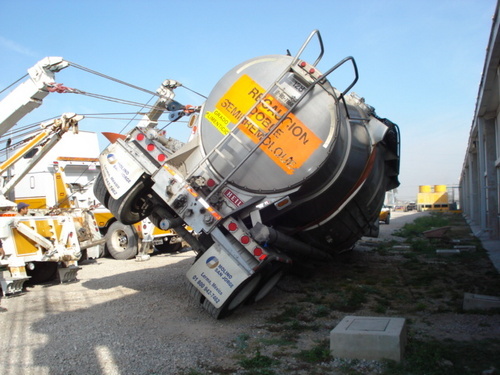 Fabricante de Gruas de arrastre, plataformas y gruas de salvamento reparaciones accesorios y winchs LO MEJOR PARA TU NEGOCIO, DEJANOS SER PARTE DE TI.