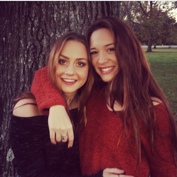 ElizabethRoot10's profile picture. 