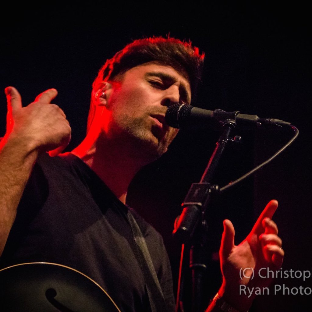 Singer of @AlvarezKings |  Endorsed by @Gibsonguitar @BlackstarAmps @ErnieBall