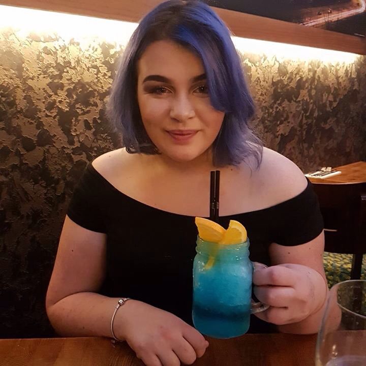 robynburden's profile picture. 