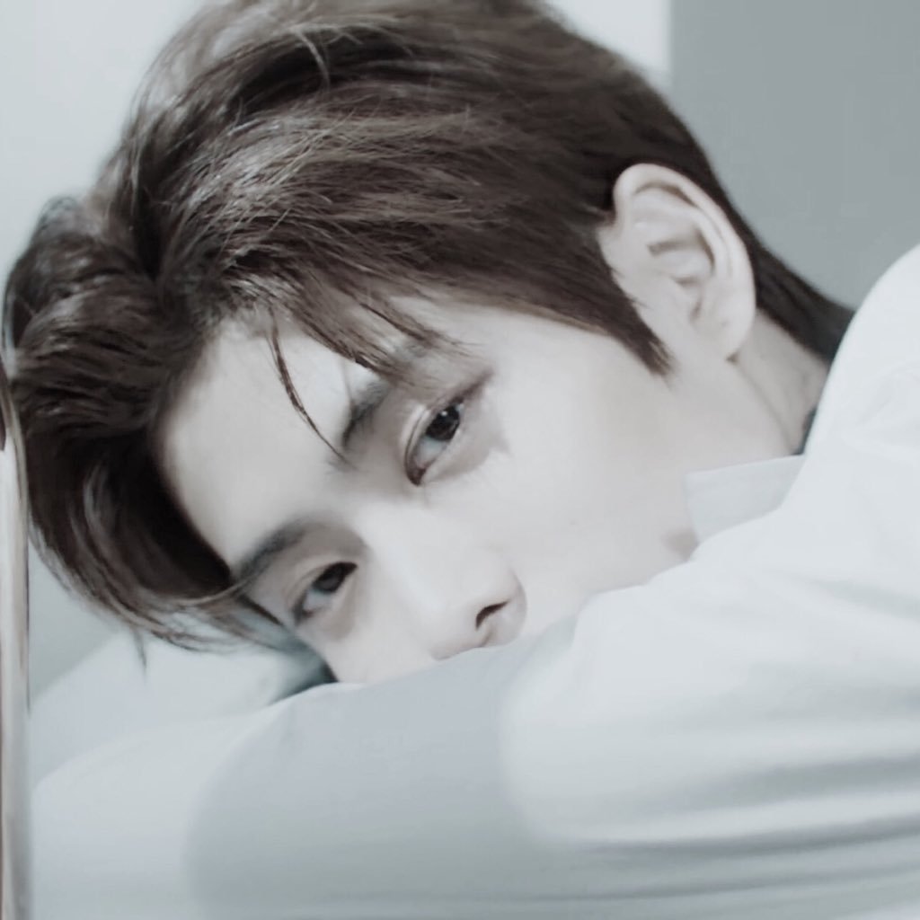 JaeHyun is my bias. I love taking pics and sharing those I think should be shared. Not only JaeHyun's. You may find a lot of pics of NCT members here.