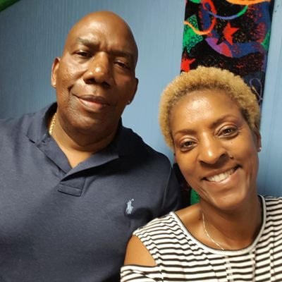 I was born in Orlando Florida and bore two beautiful daughter's. I am married to Andrew DeWayne Everett