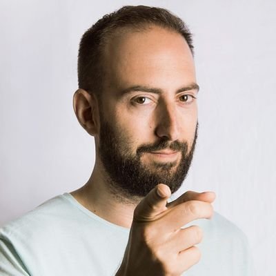 alfredodrv's profile picture. Inquieto por naturaleza y creativo por vocación. Frontend UX/UI (Freelance)