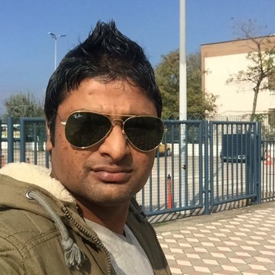 Parah212205's profile picture. 