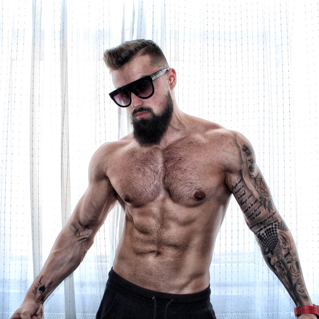 Subscribe to my OF 

https://t.co/ZgDORxqwc2
*Bodybuilder 
*Alpha
*Custom Videos tailored to you
*Daily Uploads
*Big Dick 
*Live Shows 
*Top 4% On