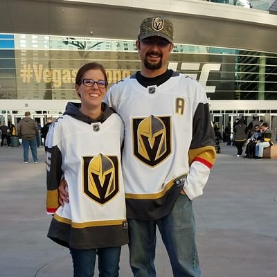 Dad,  Husband, USMC, Golden Knights fan and inaugural STH section 226, Las Vegas VW Club! Don't take me serious nobody else does.