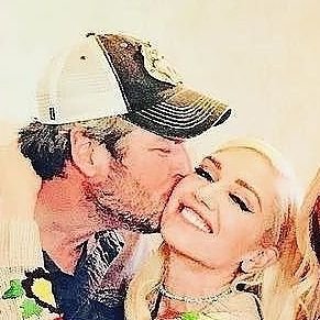 #OBSESSED with Gwen & Blake, individually & esp. together/TIWTTFL concert 8-16-16/saw BS 4-23-16/followed by gx 7-23-16 & BS 8-15-16/IG acct:same