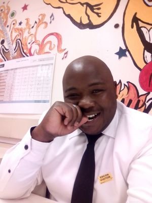 Am a kind person.. Simple and funny, nd who loves music and singing