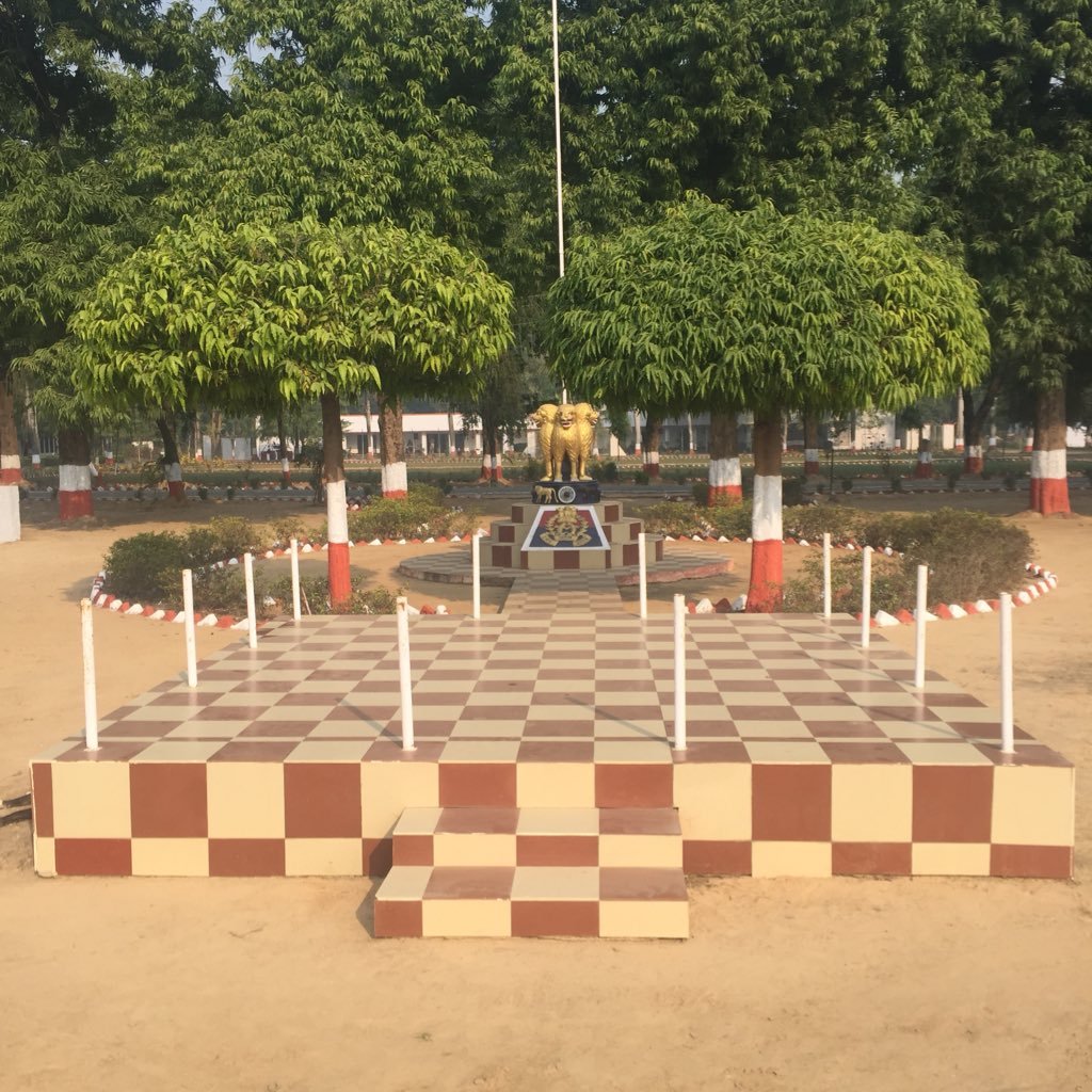 PAConstabulary's profile picture. उ0प्र0 पीएसी मुख्‍यालय, महानगर , लखनऊ फैक्स :0522-2337453.फोन: , 0522-2337452, 2337455 ई मेल: pachead@uppac.net