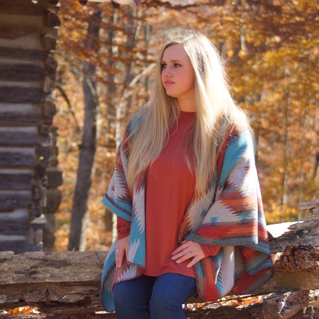 KeyleeBrown's profile picture. UNCC 17 💚⛏🔜 Gardner-Webb 19❤️🐶