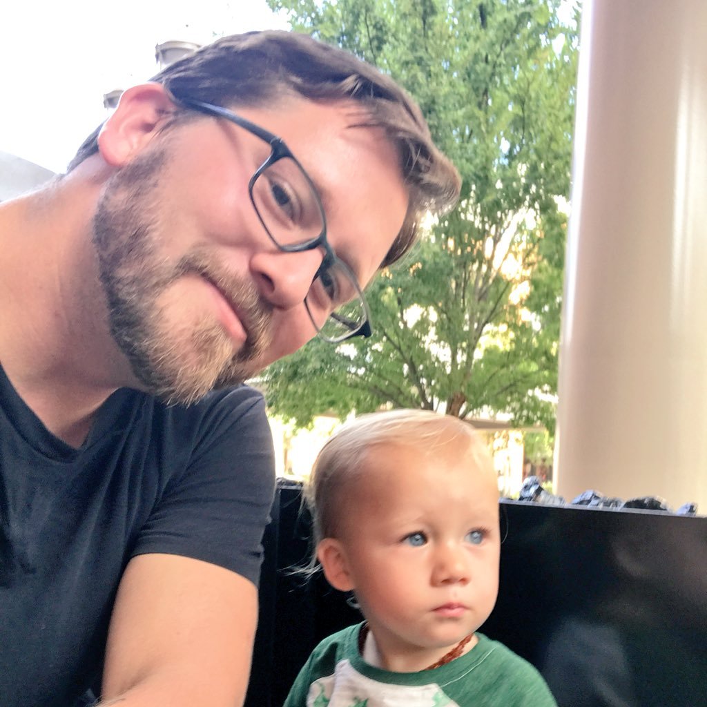 Papa to my boys Emerson and Townes. Husband of Rachael. Serving my city. Owner/bartender @jasperbarrva