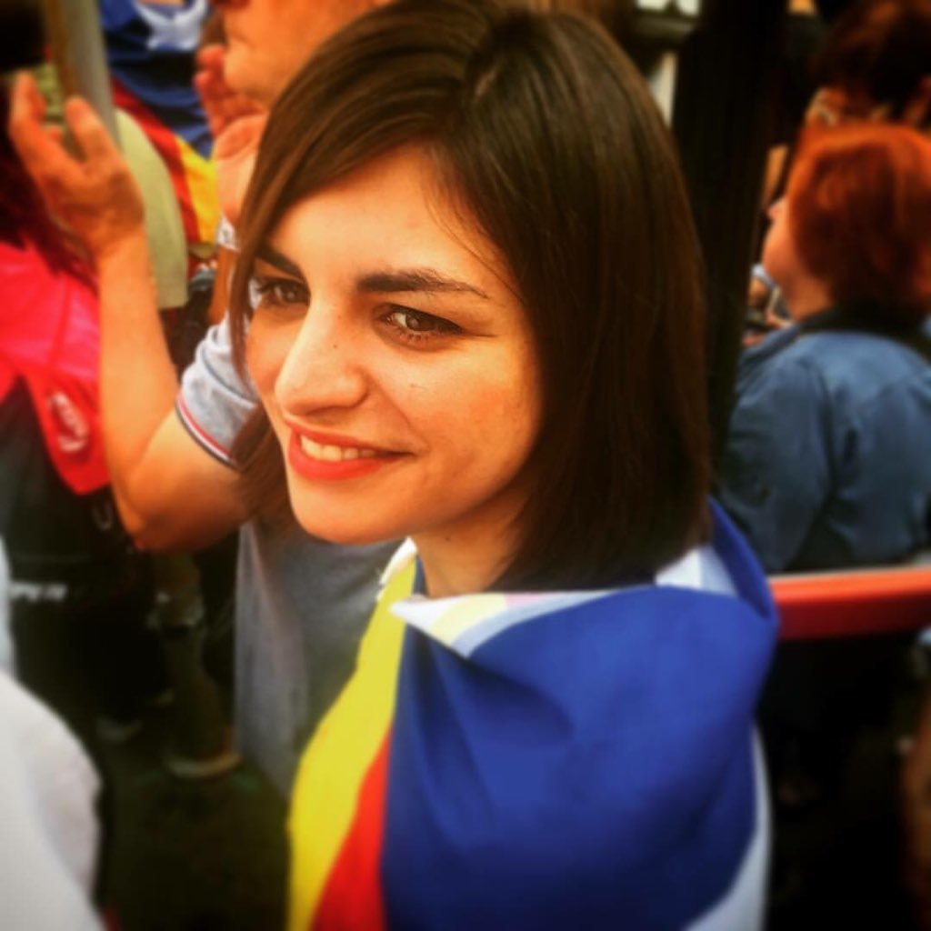 JuliaPitarch's profile picture. Nascuda a les Terres de l’Ebre i resident a Barcelona.