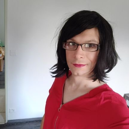 french crossdresser 33 years old