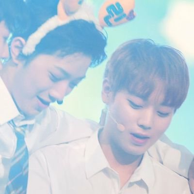 i_love_you_pw_b's profile picture. 판윙 사랑한다는 말밖에 없음