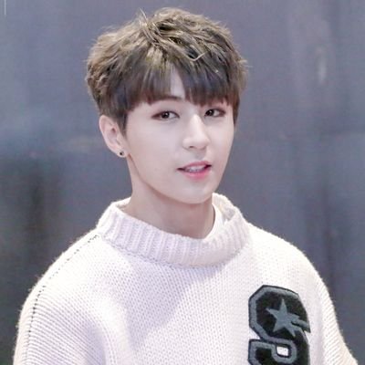 ChoiSungyoon a.k.a Y Main Vocal and face of the grup of Goldenchild 95L▪dek @roseupcrk _ lilRabbit @priewty #GNCDTEAMRPS#Lovelinusrp#Woollimrp
