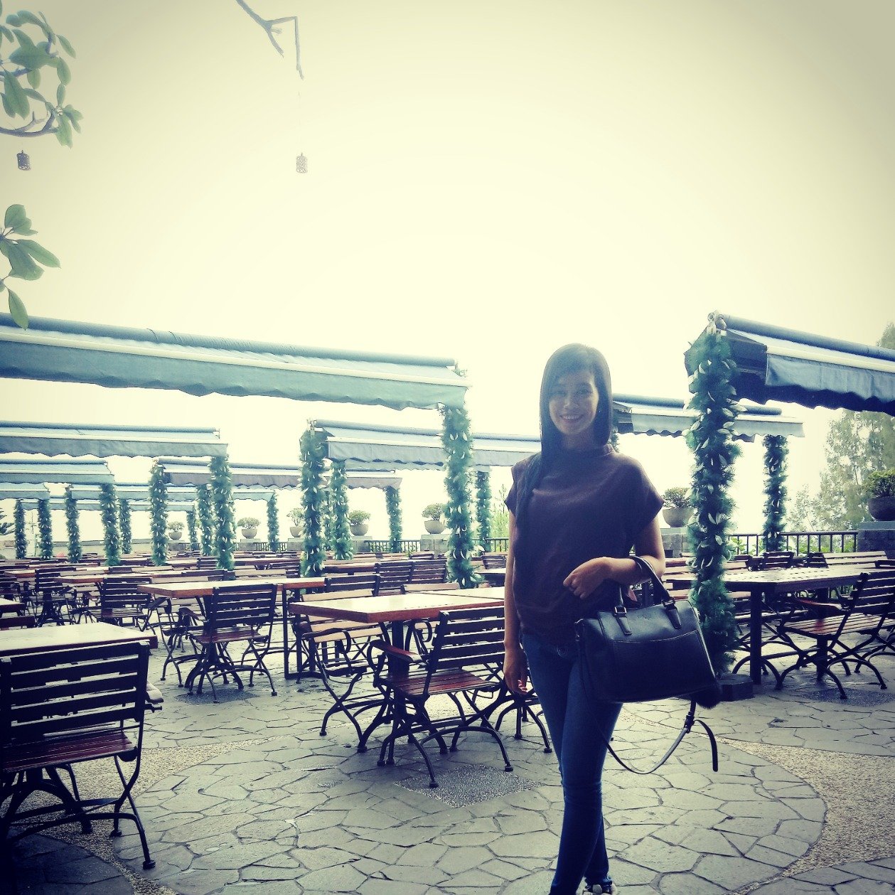 FloridaBukit's profile picture. My live isn't bad, but it's good as my face