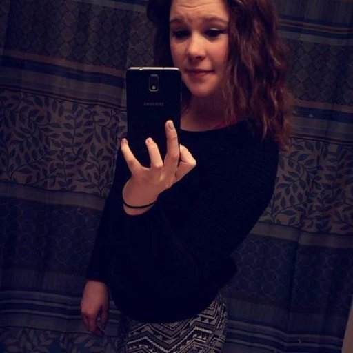 amyfeliza99's profile picture. 