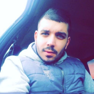 Ancien Joueur Compétitif CoD / 26 ans / Lan's : FCO#3 et SFCO#A / PSN : JkR_KG / GT : CranK JkR