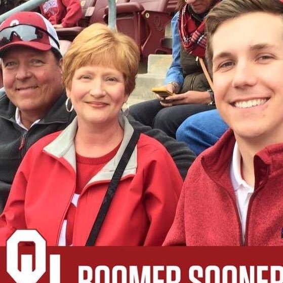 I am a full-time mother and farmer's wife. I love my family and the Oklahoma Sooners!! Boomer!