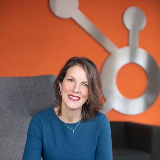 Mom, Gardener, Beach Lover and Vice President, Integrated Customer Experience @HubSpot.