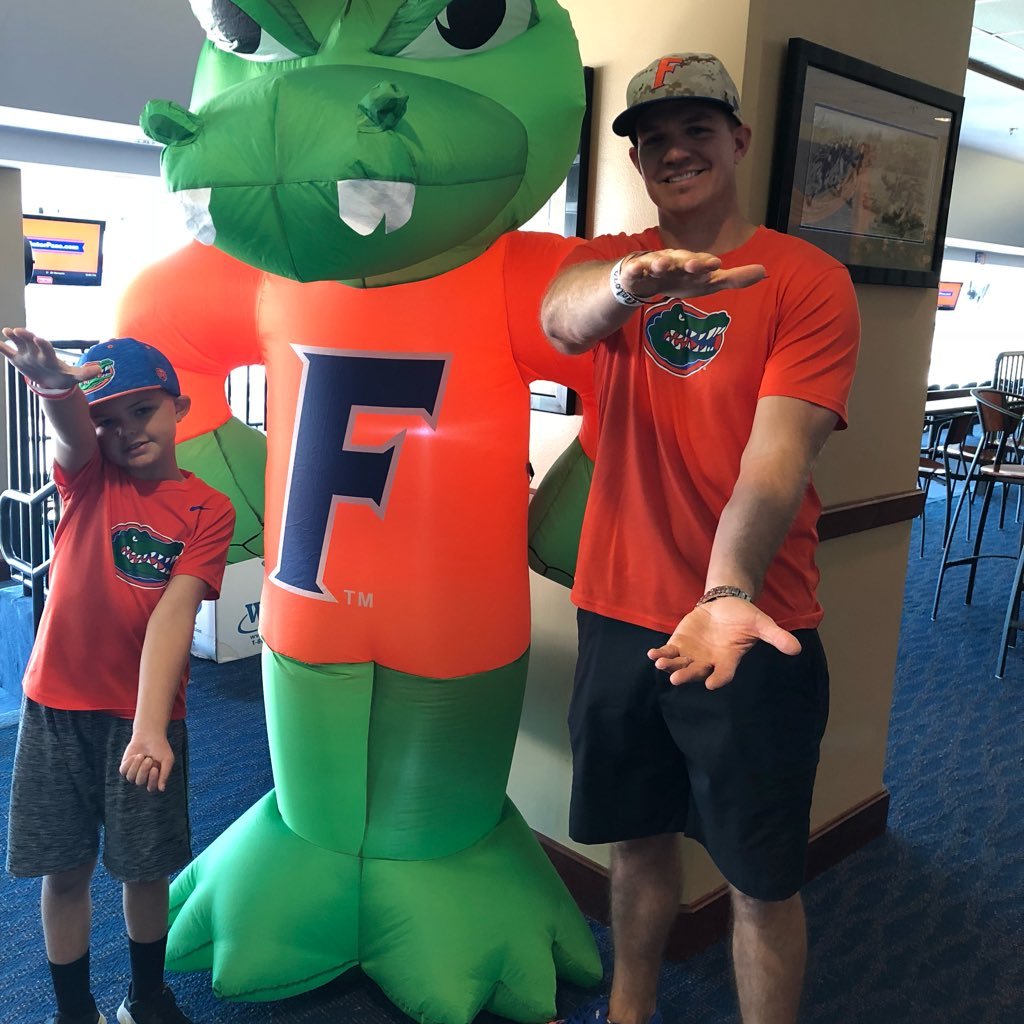 dsmif24's profile picture. 