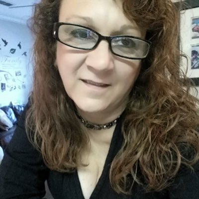 🎨Owner, Designer, Artist🎨at Karrie Lynne Originals. Unique, One of a Kind Handcrafted Artisan Jewelry & Up-Cycled Vintage Pieces.