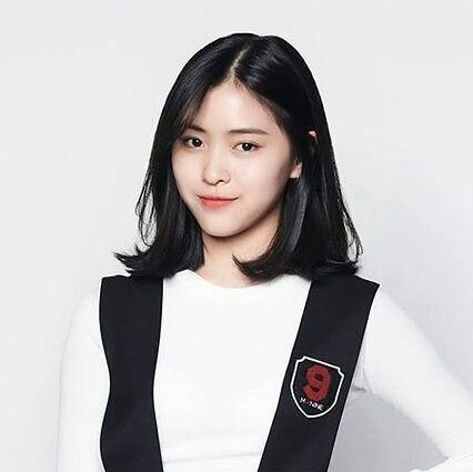 JYP엔터테인먼트의 연수생, #신류진 봇 입니당! 01년. YG가 만든 #MIXNINE 에 참여했습니다. 친절하게 제발, 항상 나를 완전히지지 해주세용! ♡ #1등 #믹스나인