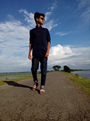 MahmudRafayet's profile picture. ...................?