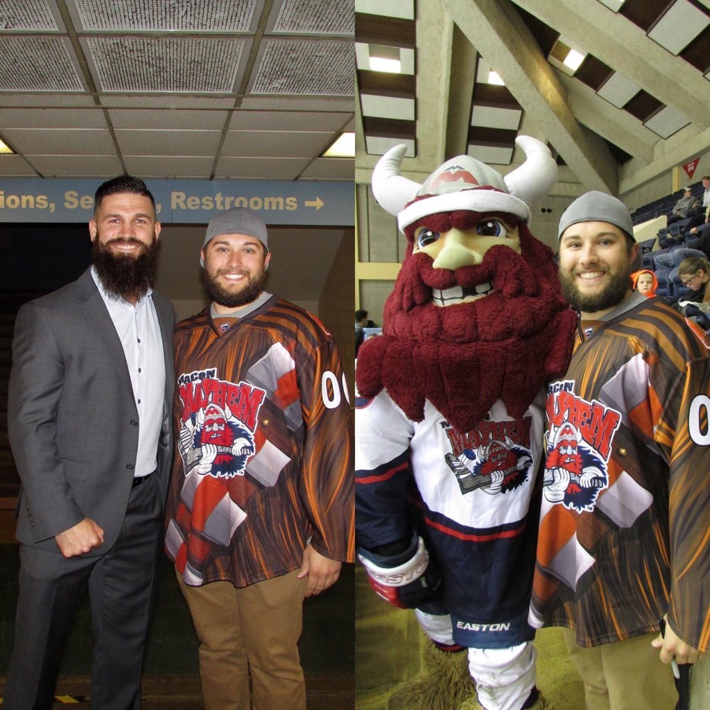 SeanJaskula's profile picture. God, family, friends -- Hockey/Baseball/Football, video games, knowledge