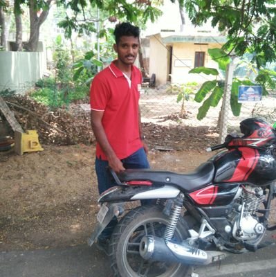 konjam kettavan but romba nallavan😎, enjoy full life😂, lots of friends👬, good family👪, 👉importantly one am single 😉.working on network Engineer👮