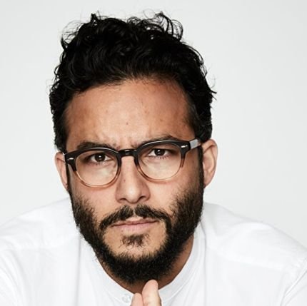 RichDotcomm's profile picture. Lo siento, pero soy perfecto. Nunca verás a un hacker más guapo.