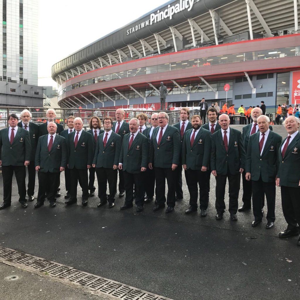 Male voice choir with proud Welsh heritage based at the London Welsh Centre, Gray's Inn Road. We rehearse on Weds at 19:00