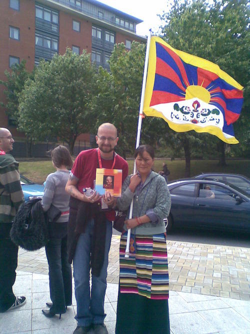 cbs108uk's profile picture. A Simple Buddhist making his way home.