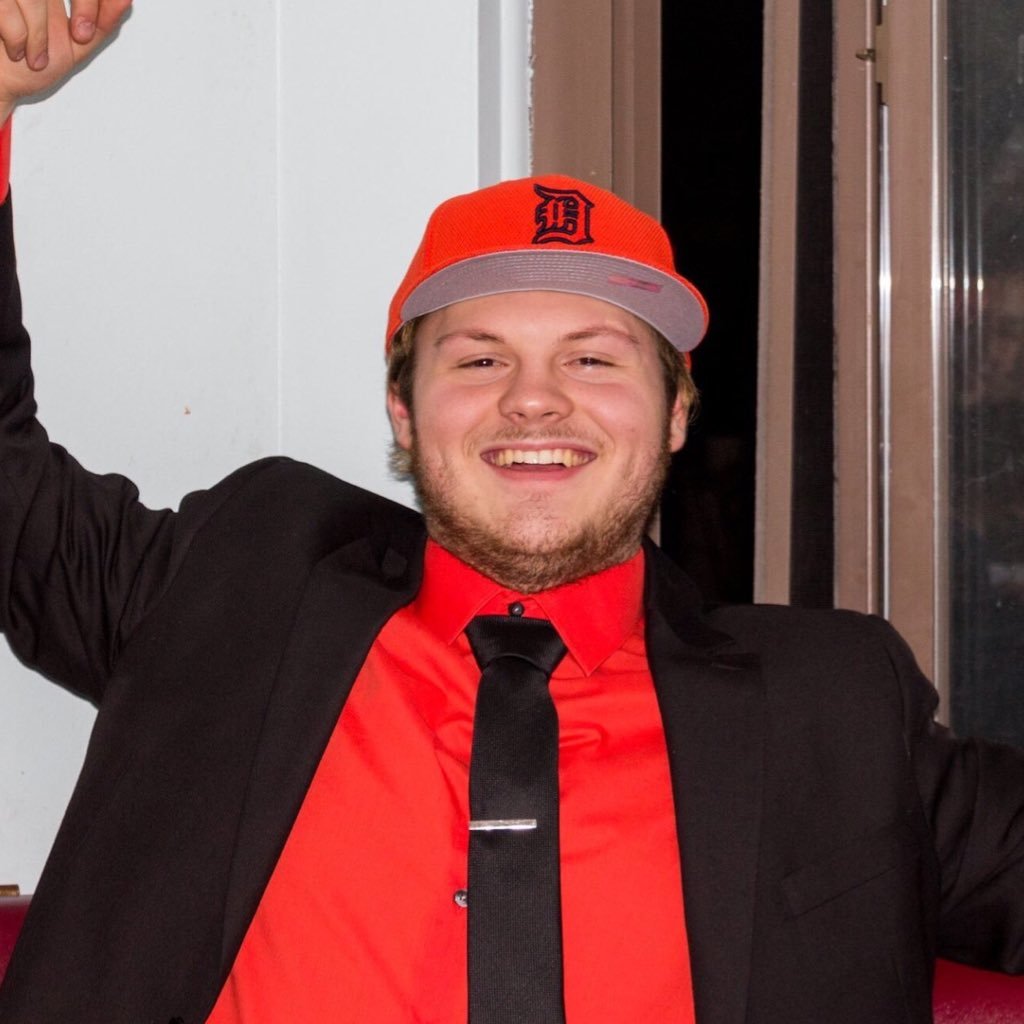 The_MitchFace's profile picture. I love baseball and hockey, working at a hardware store, ΦΚΥ //LTU 2020