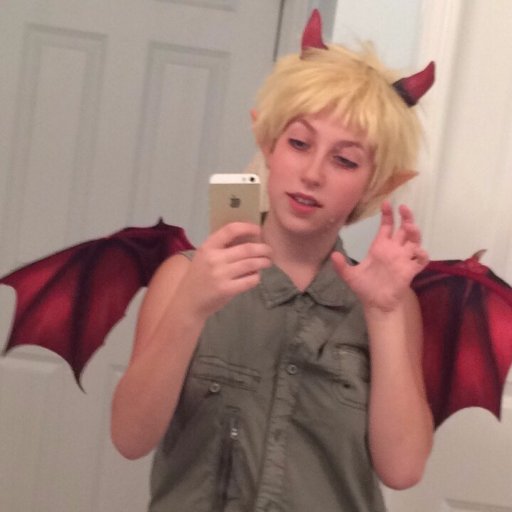 craigsgotspikes's profile picture. jewbs