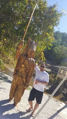 Wiggywitho's profile picture. under 5 foot and fat  .