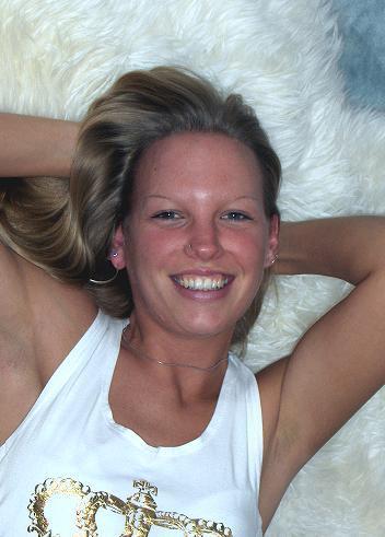 RbPattinsonFan's profile picture. Hi, I'm Abbey. An australian who moved to the States. Huuuuuuuuuuuuuge fan of Robert Pattinson, the man of my dreams 3