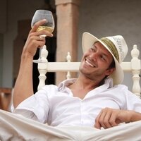 Michael Pöltl (@weingrube) Twitter profile photo