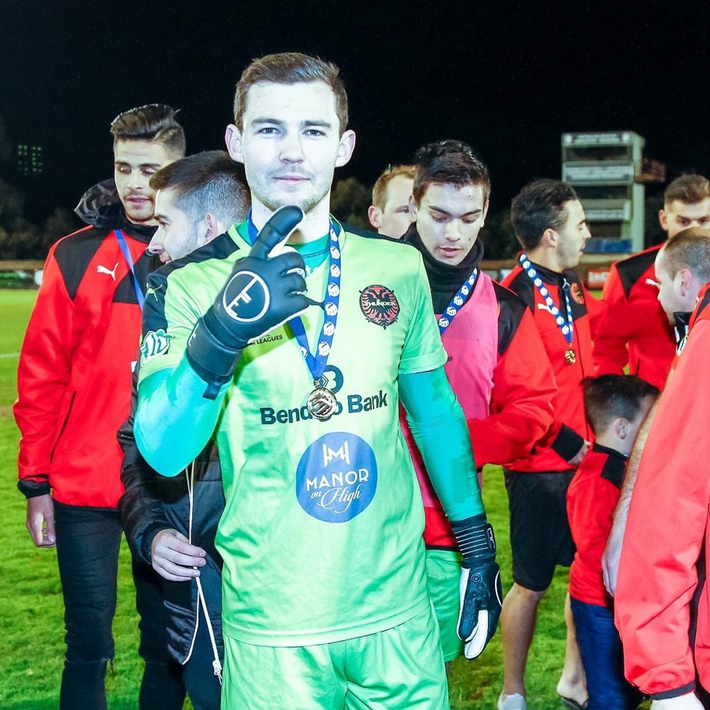 AVFC🦁💜💙 Goalkeeper 🧤