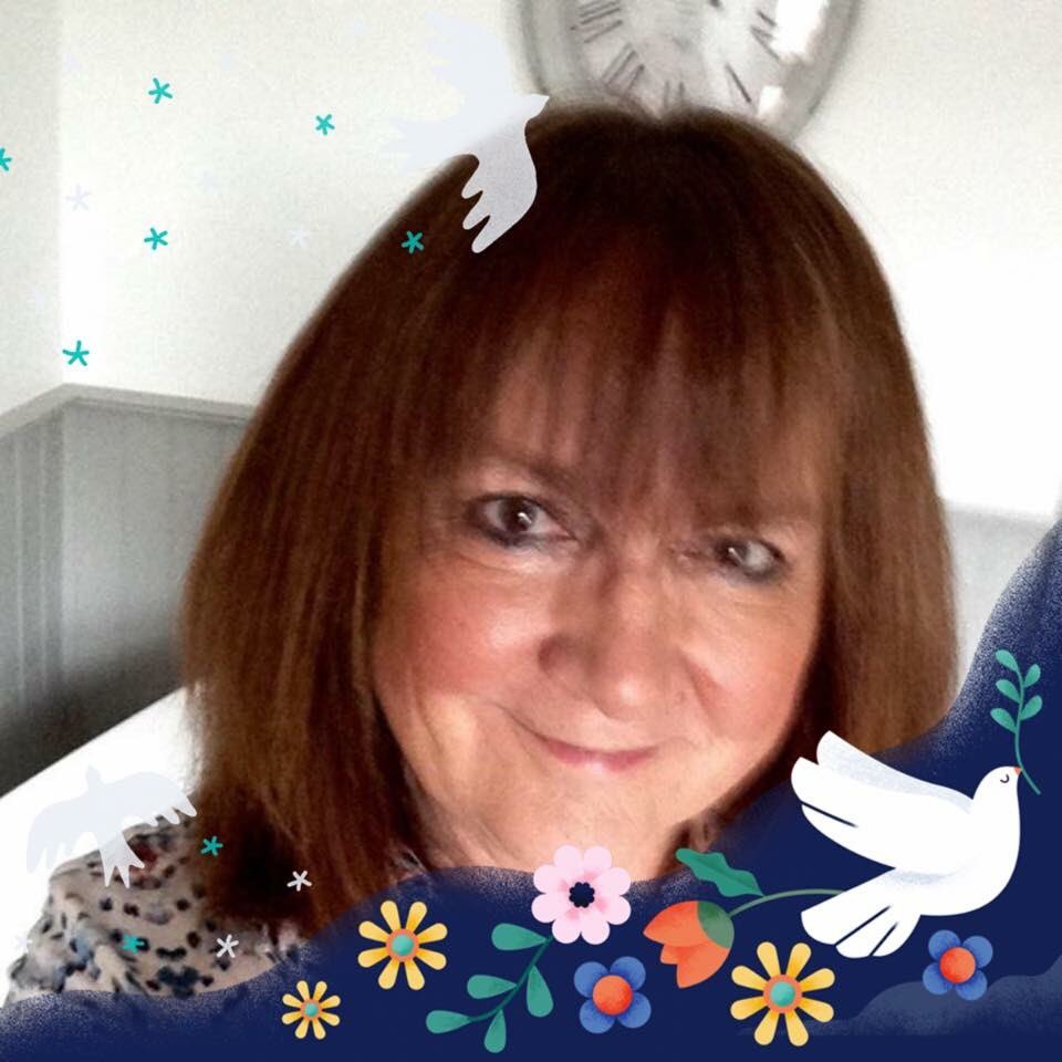 I enjoy folk, acoustic/roots music, album reviews. Organising events. Reiki Master Teacher/Practitioner, Crystal healer. intuitive Card Reader. Ukulele player