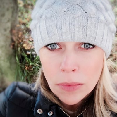 buckle_rebecca's profile picture. Owner of Esme beauty therapy. Mummy of two beautiful children.